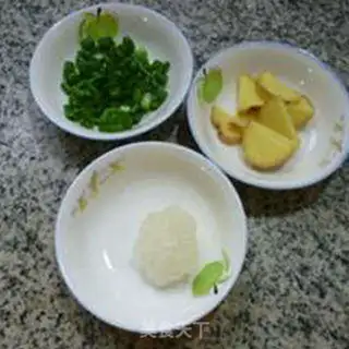 Make Red-fried fish step 1