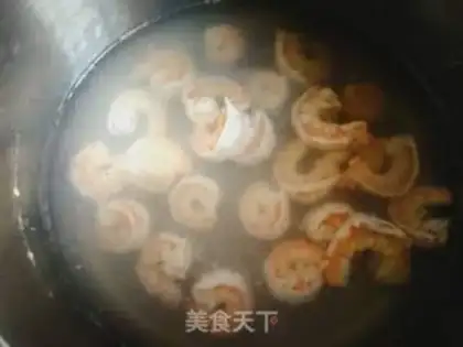 Make cucumber shrimp step 3