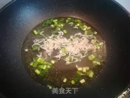 Make Shrimp cabbage and rind step 1