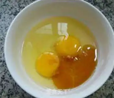 Make Scrambled eggs step 3