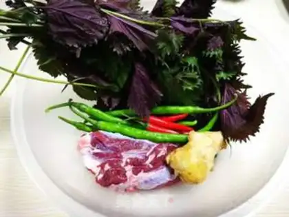 Make violet beef step 0