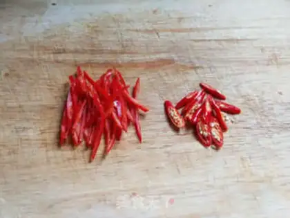 Make Celery fried meat step 2