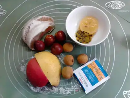 Make Autumn fruit tea step 0