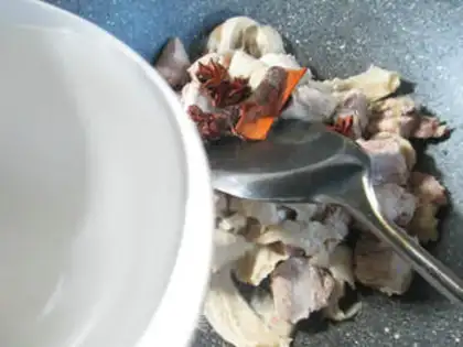 Make Noodles burning ribs step 3