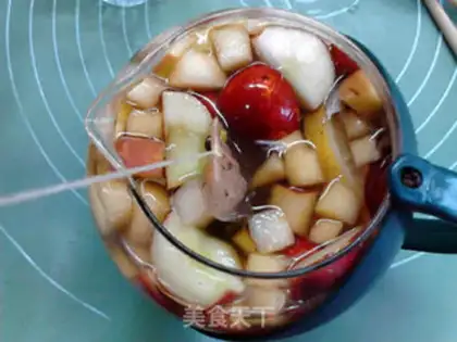 Make Autumn fruit tea step 10