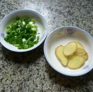 Make Scrambled eggs step 2