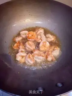 Make Nuts and shrimp step 3