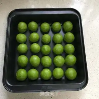 Make Frogs squeezing on a snack step 6