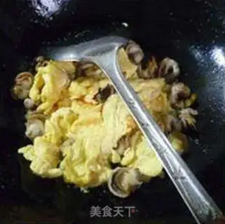 Make Scrambled eggs step 8