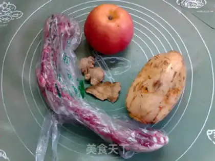 Make Lotus apple steak soup step 0