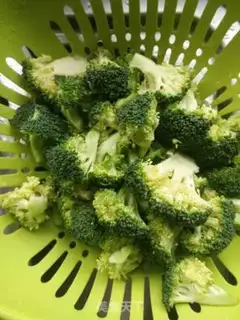 Make Carrot and broccoli step 3