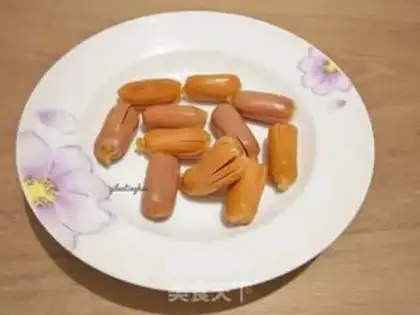 Make octopus sausage step 1