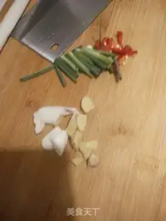 Make Red and white step 1