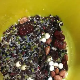 Make Five grains of porridge step 8