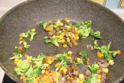 Make Time beef fried rice step 2
