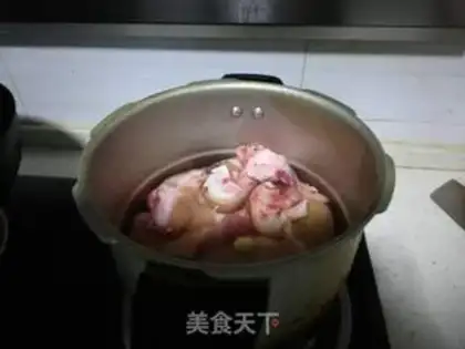 Make Soy pig hoof step 2