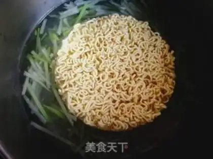 Make radish noodle step 3