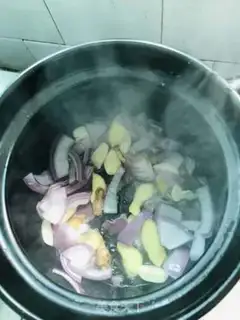 Make Chicken wings and claws step 2