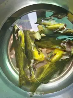 Make The fragrance cedar step 0