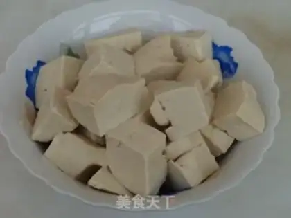 Make Curry tofu soup step 1
