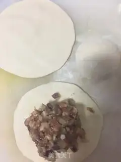 Make Onion beef pie step 7