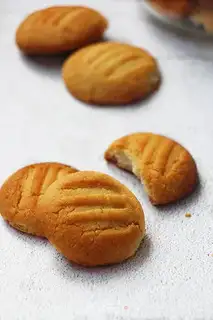 Make Almond cookies step 10