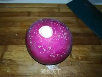 Make Piggy radish step 2