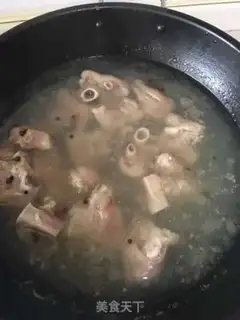 Make Spooky feet step 3