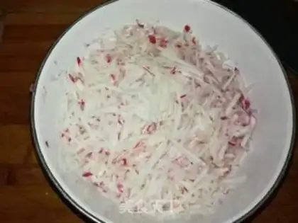 Make Piggy radish step 4
