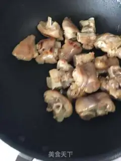Make Spooky feet step 5