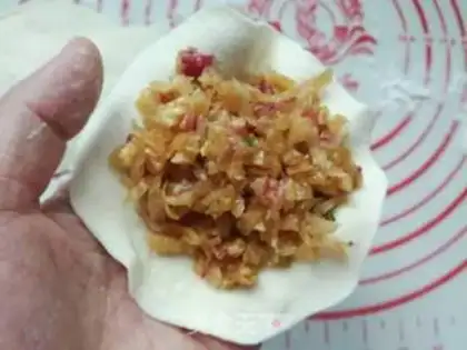Make Piggy radish step 15