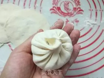 Make Piggy radish step 16