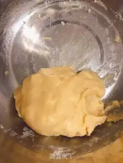 Make Coconut peanut souffle step 1