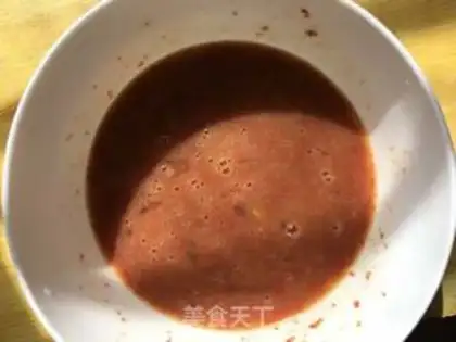 Make Crab sauce fried eggs step 3
