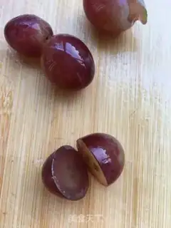 Make Fancy fruit plate step 1