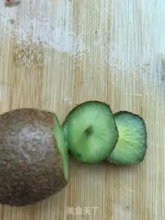 Make Fancy fruit plate step 6