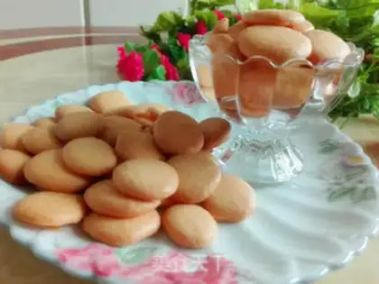 Make Little yolk cookies step 6