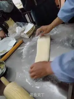 Make A thousand layers of plumes step 19