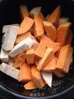 Make Scratch the potatoes step 3