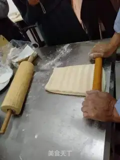 Make A thousand layers of plumes step 26
