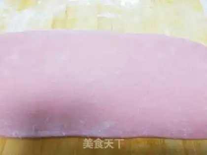 Make Creative double-coloured buns step 3