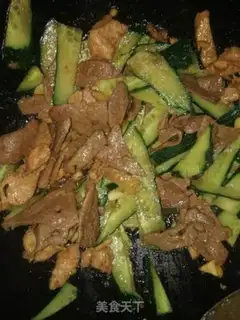 Make cucumber fried liver step 3