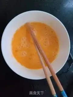 Make Silver fish fried eggs step 2
