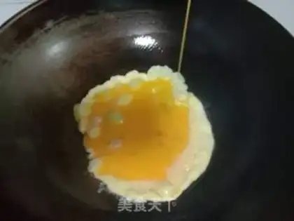 Make Silver fish fried eggs step 3
