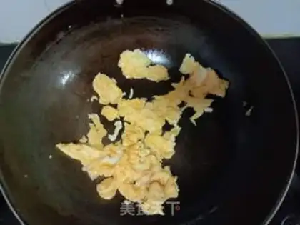 Make Silver fish fried eggs step 4