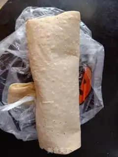 Make Flour gravy and bean skin step 0