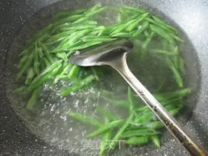 Make ♪ Squeeze the vegetables and make the beans ♪ step 2