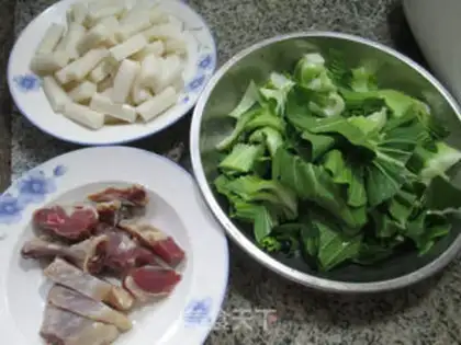 Make The duck-legged gravy step 0