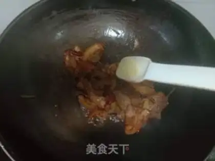 Make Piggy snout step 8