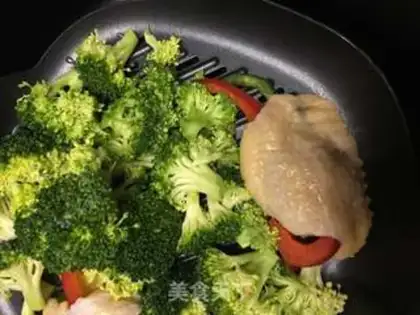 Make The groceries have no wings step 3